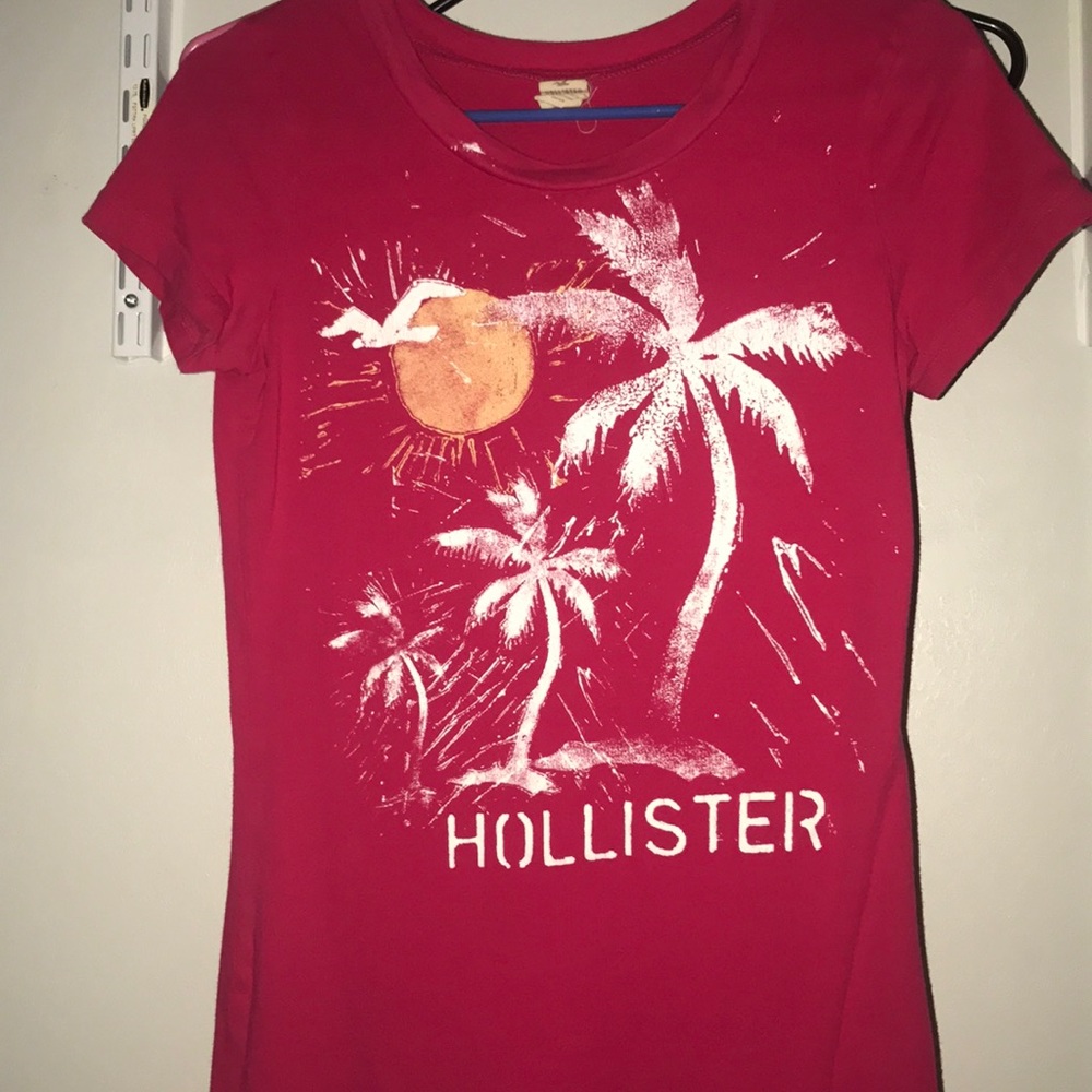 Hollister t shirt